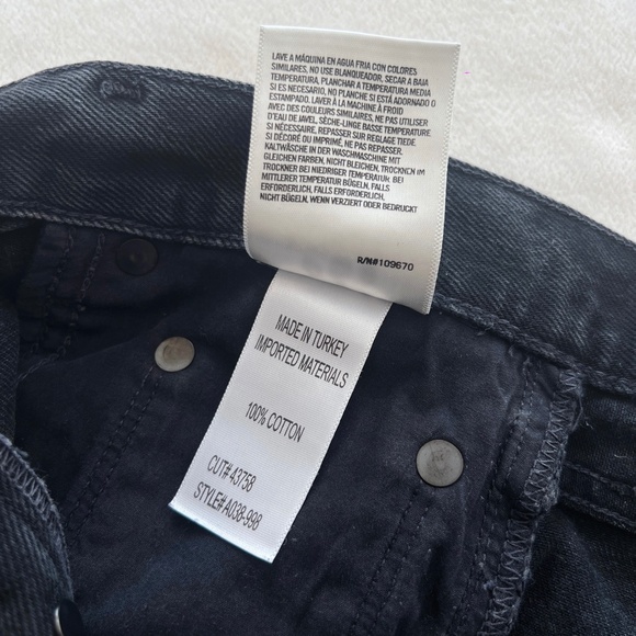 AGOLDE Jaden Cut-off Jean Short - Picture 9 of 9